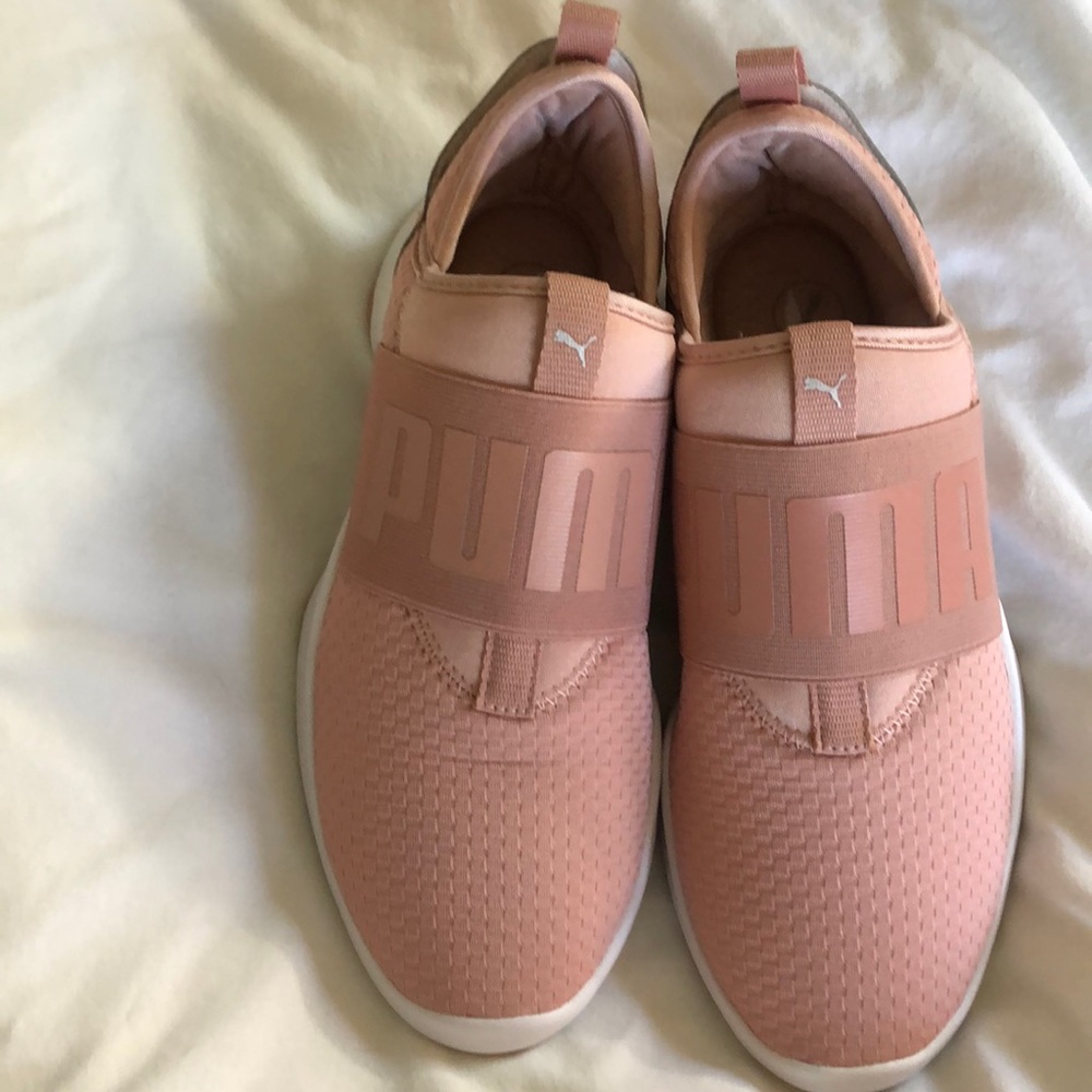 dusty pink puma sneakers